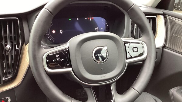 Used Volvo XC60 2025 for sale - 75153626: Photo 10
