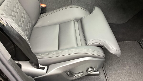 Used Volvo XC60 2025 for sale - 75153626: Photo 30