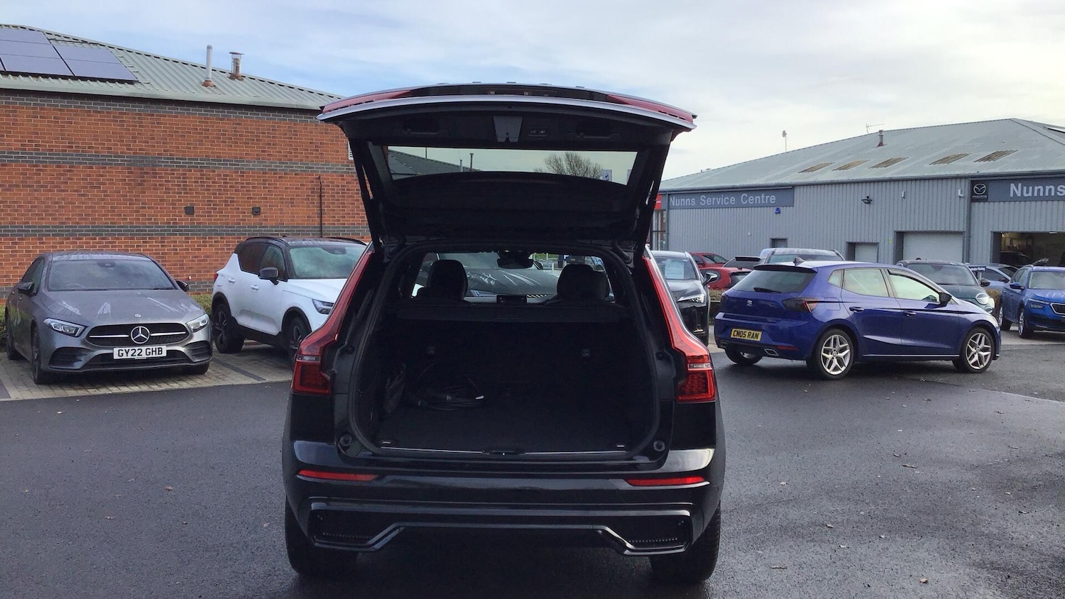 Used Volvo XC60 2025 for sale - 76832853: Photo 13