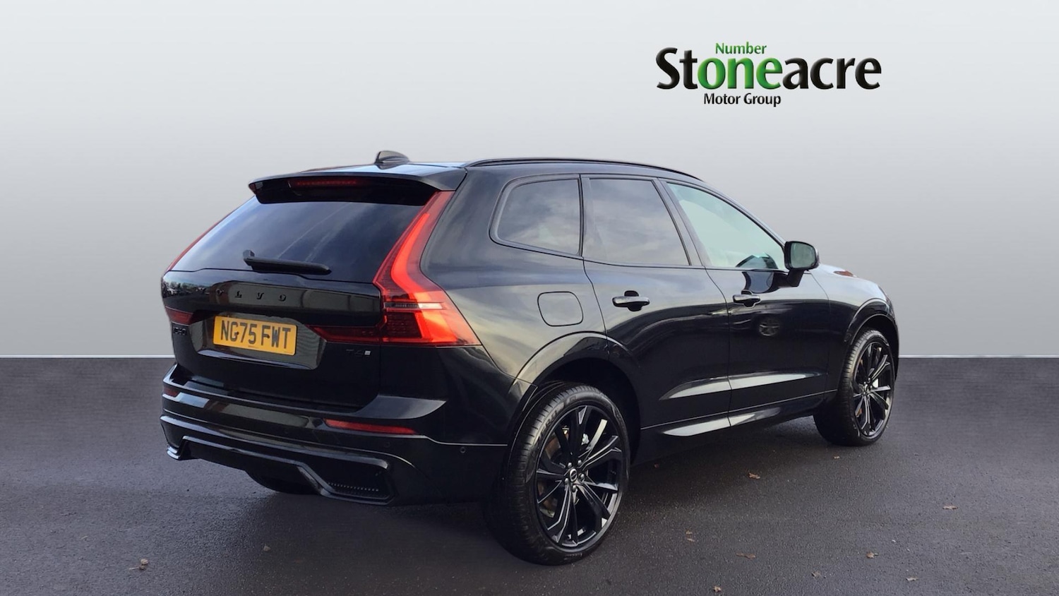 Used Volvo XC60 2025 for sale - 76832853: Photo 2