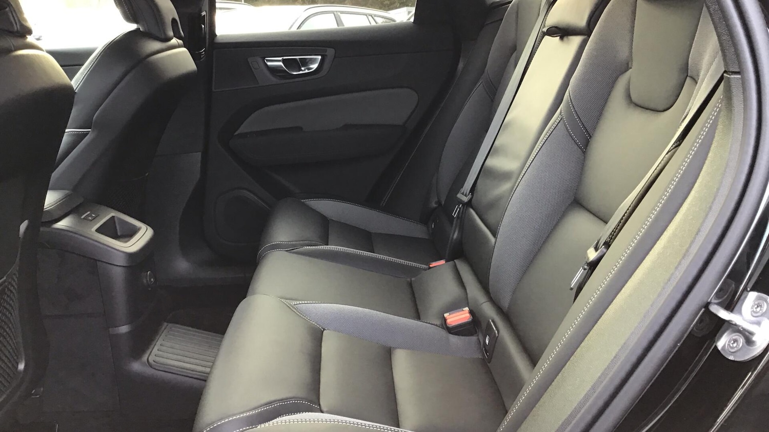 Used Volvo XC60 2025 for sale - 76832853: Photo 33