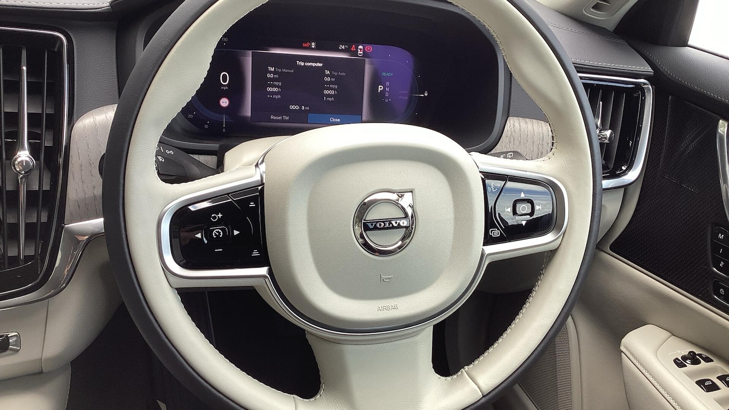 Used Volvo V90 2025 for sale - 77710128: Photo 10