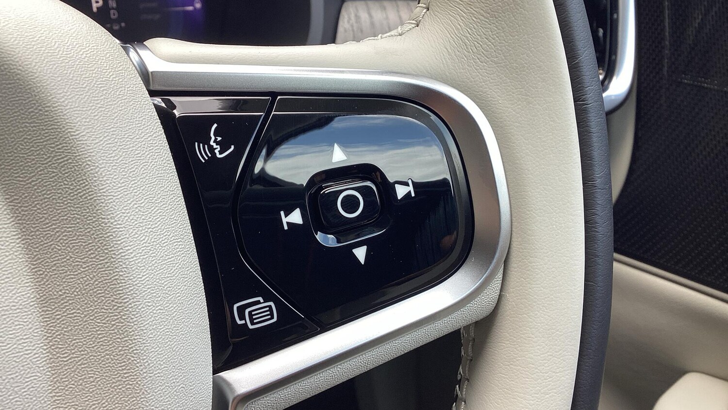 Used Volvo V90 2025 for sale - 77710128: Photo 22