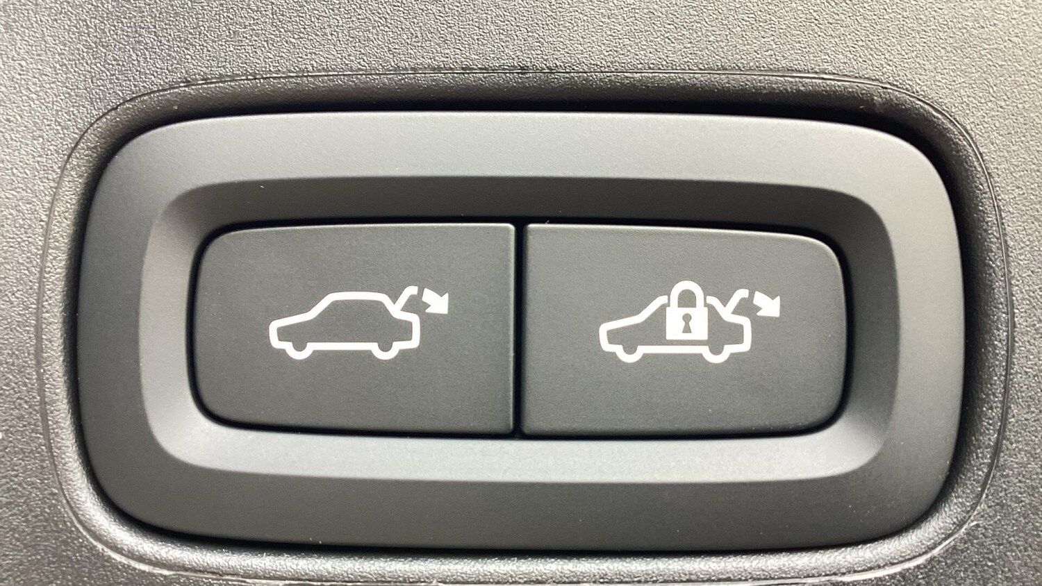 Used Volvo V90 2025 for sale - 77710128: Photo 35