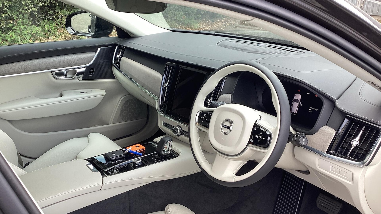 Used Volvo V90 2025 for sale - 77710128: Photo 4