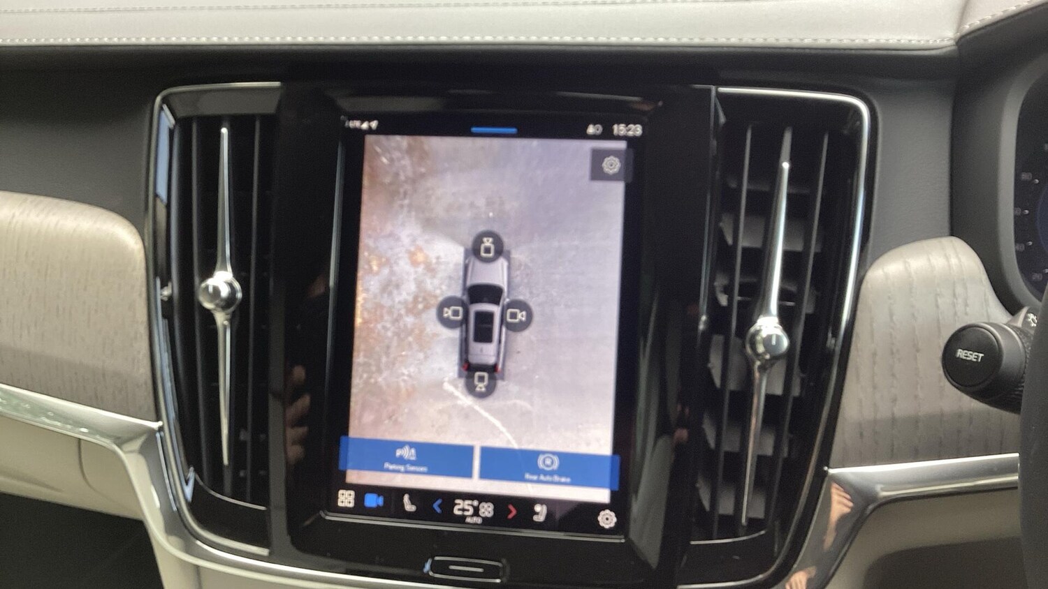 Used Volvo V90 2025 for sale - 77710128: Photo 40