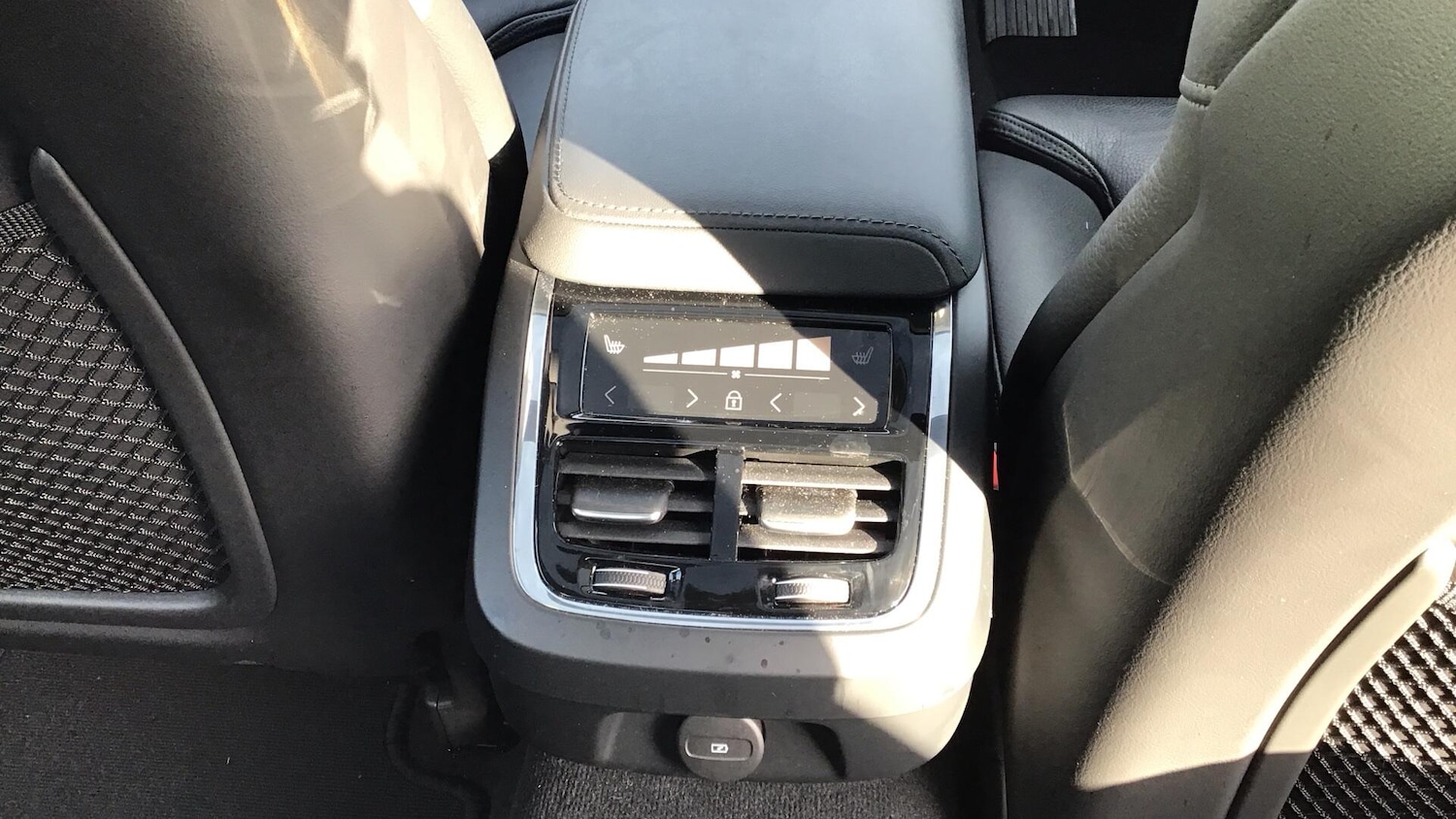 Used Volvo S60 2023 for sale - 76865807: Photo 38