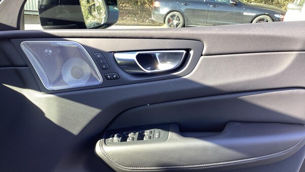 Used Volvo XC60 2025 for sale - 76228017: Photo 15