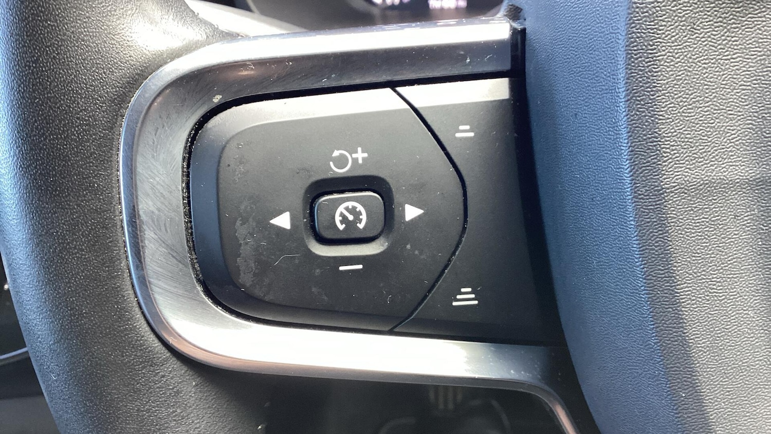 Used Volvo XC40 2019 for sale - 76485149: Photo 34