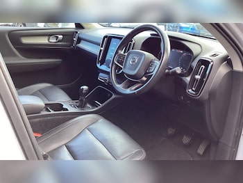 Used Volvo XC40 2019 for sale - 76485149: Photo