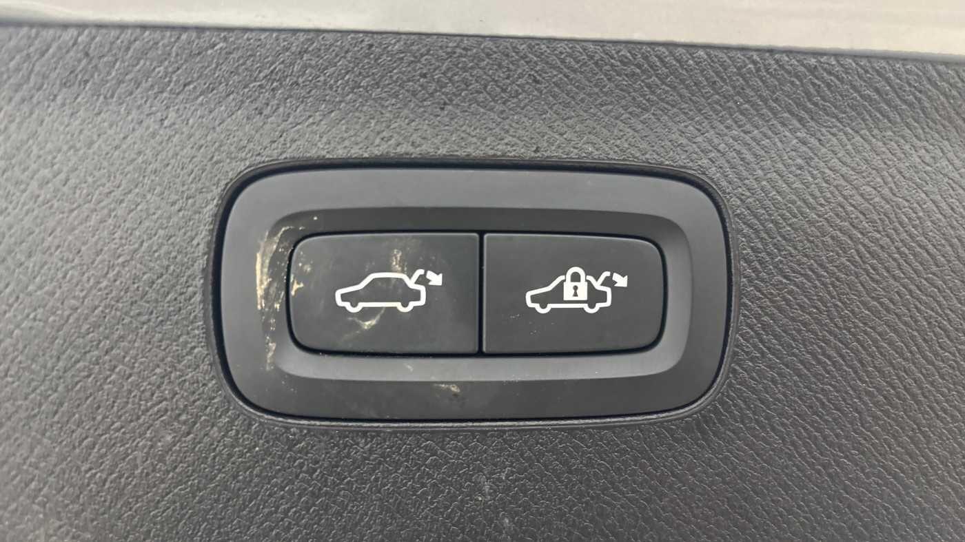 Used Volvo XC90 2025 for sale - 77924926: Photo 15