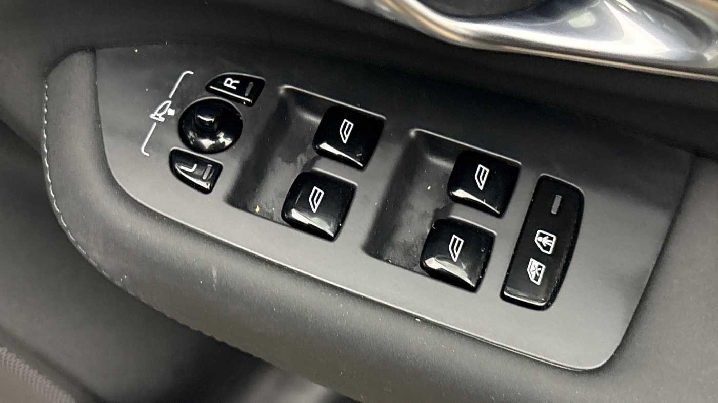 Used Volvo XC90 2025 for sale - 77924926: Photo 17