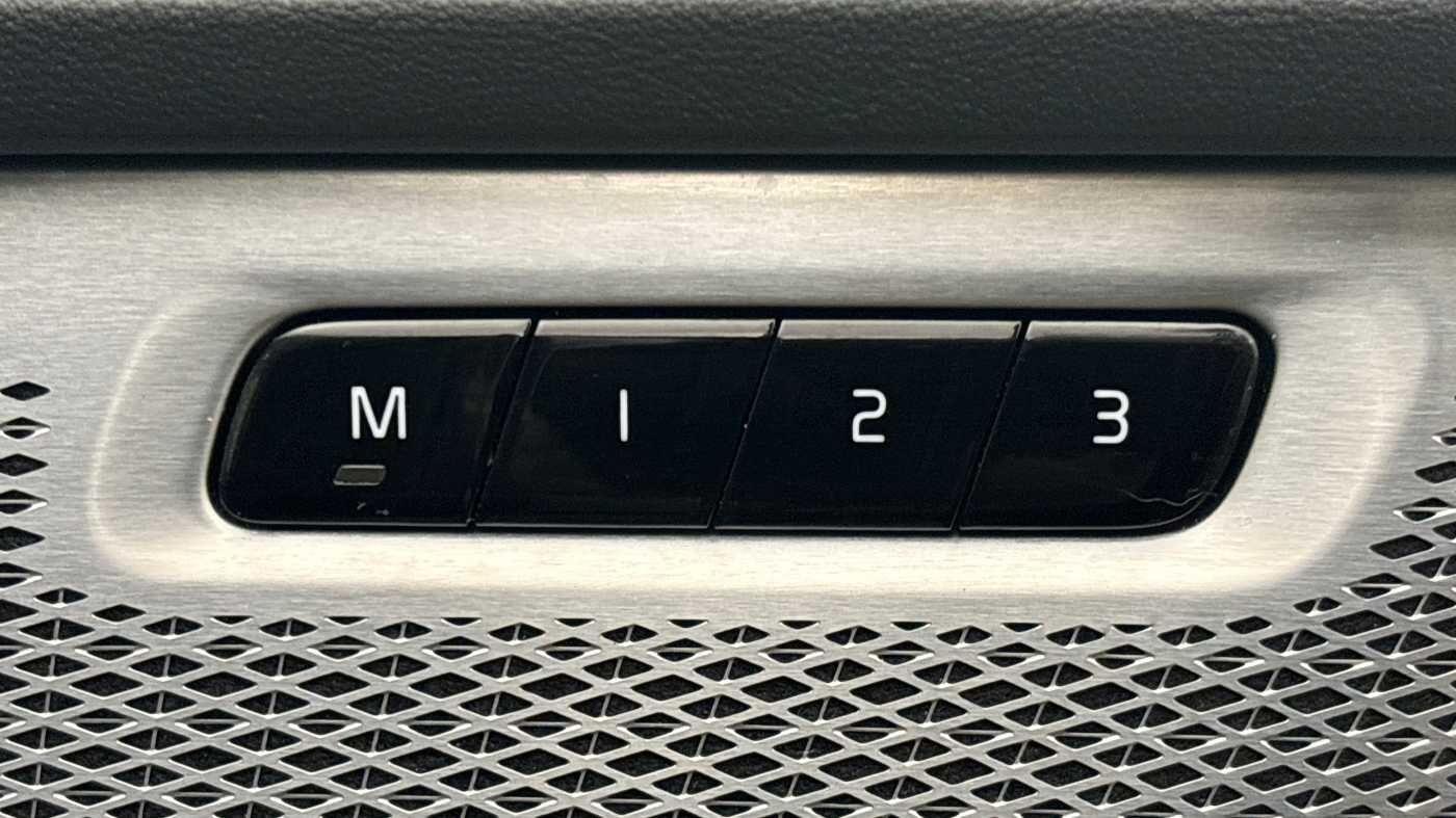 Used Volvo XC90 2025 for sale - 77924926: Photo 18