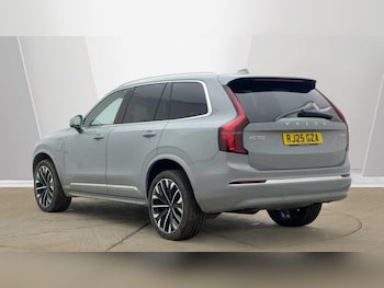 Used Volvo XC90 2025 for sale - 77924926: Photo