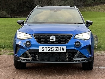 Used SEAT Arona 2025 for sale - 76696518: Photo