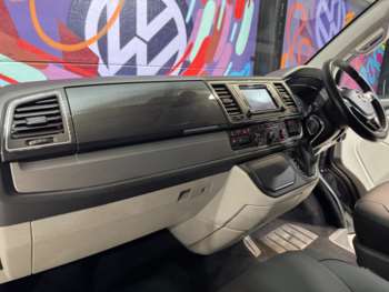 Used Volkswagen Transporter 2017 for sale - 75007084: Photo
