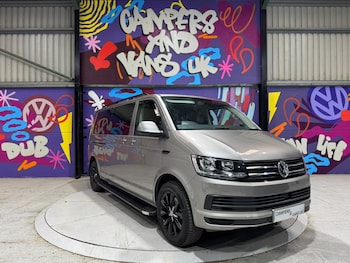 Used Volkswagen Transporter Shuttle 2018 for sale - 79604060: Photo