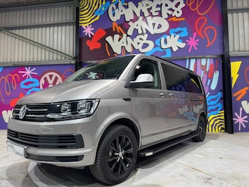 Used Volkswagen Transporter Shuttle 2018 for sale - 79604060: Photo