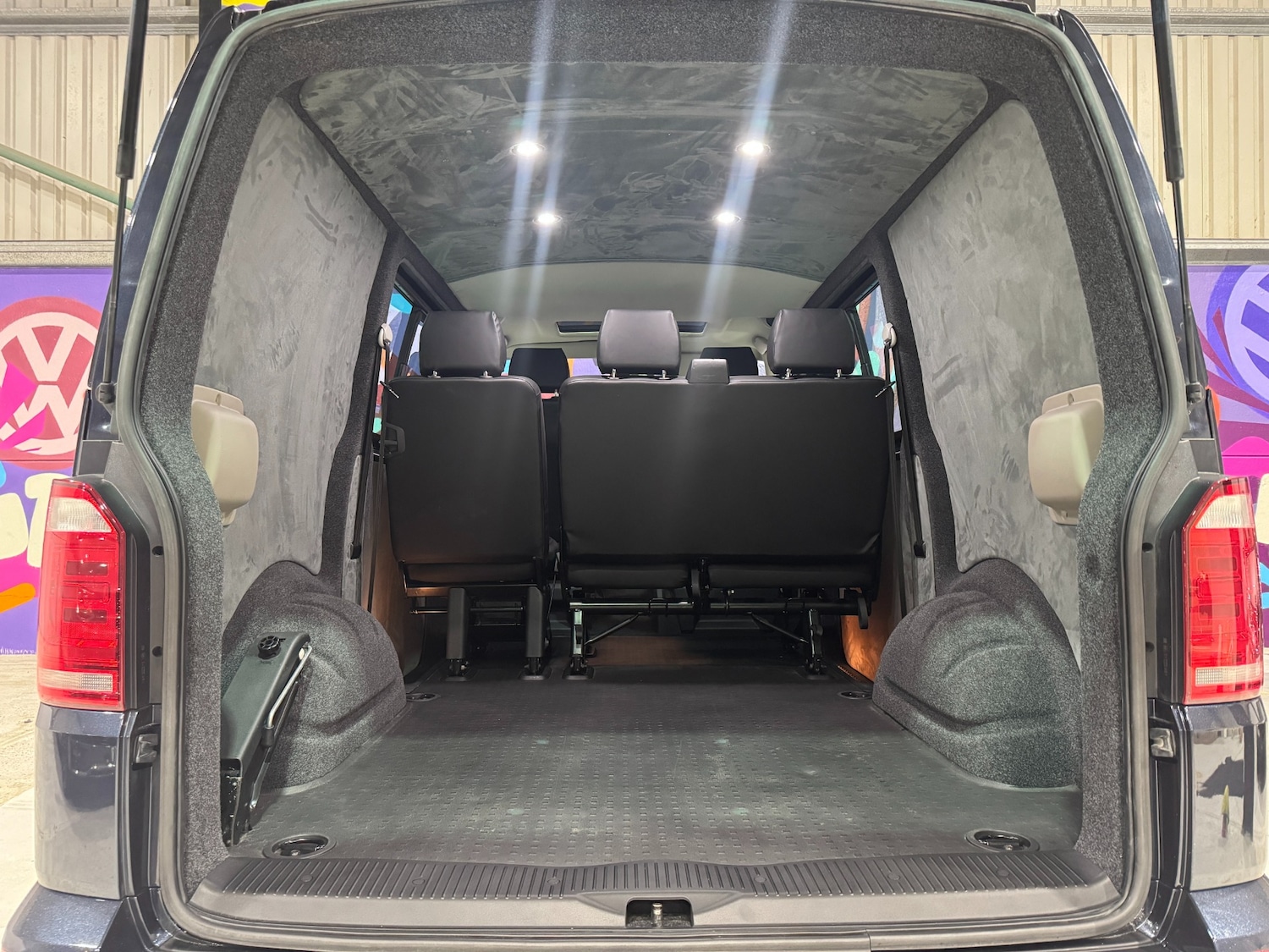 Used Volkswagen Transporter 2017 for sale - 77677257: Photo 16