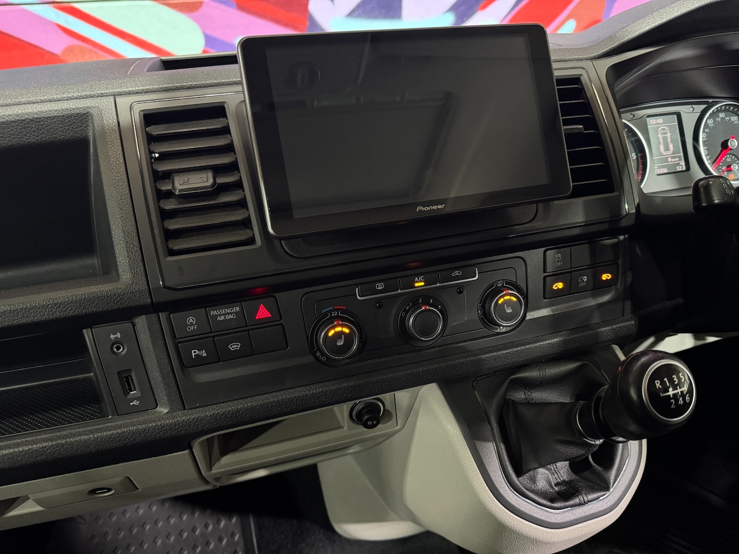 Used Volkswagen Transporter 2017 for sale - 77677257: Photo 44