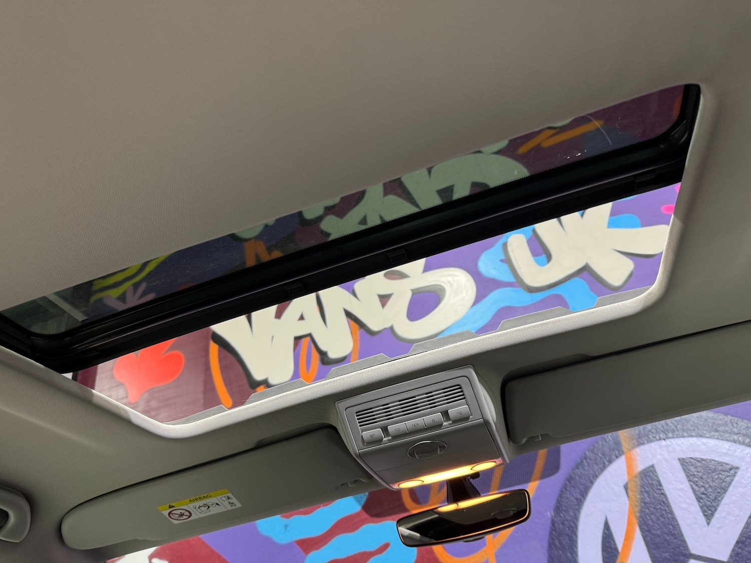 Used Volkswagen Transporter 2017 for sale - 77677257: Photo 51