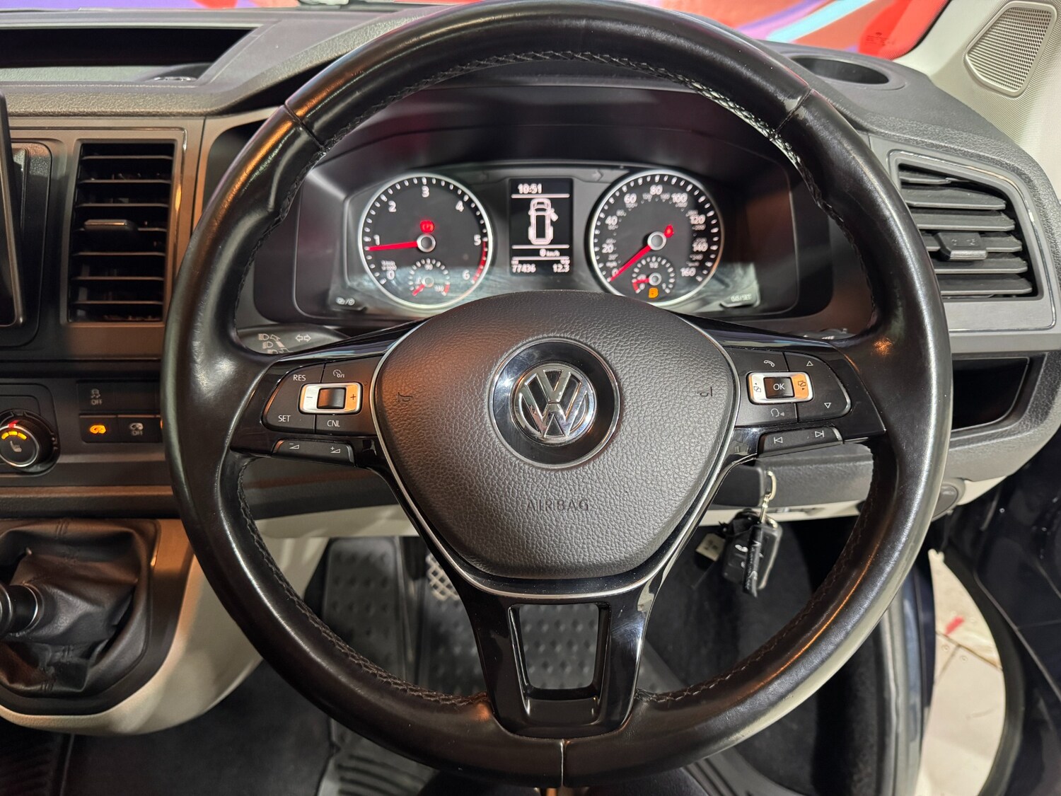 Used Volkswagen Transporter 2017 for sale - 77677257: Photo 55