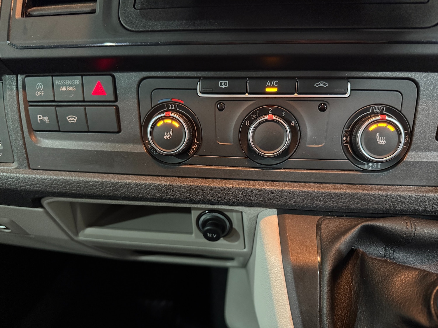 Used Volkswagen Transporter 2017 for sale - 77677257: Photo 57