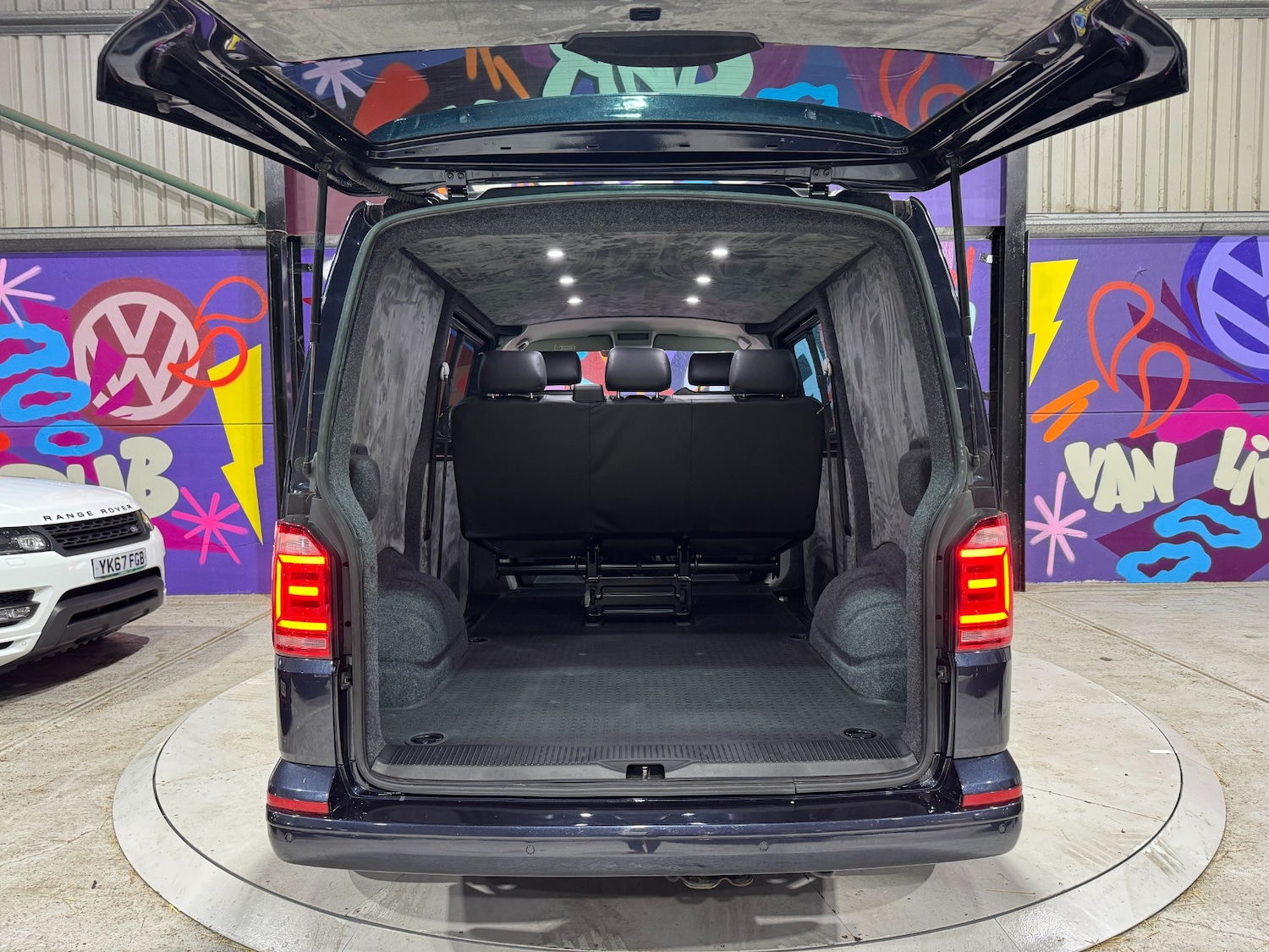 Used Volkswagen Transporter 2018 for sale - 76885258: Photo 18