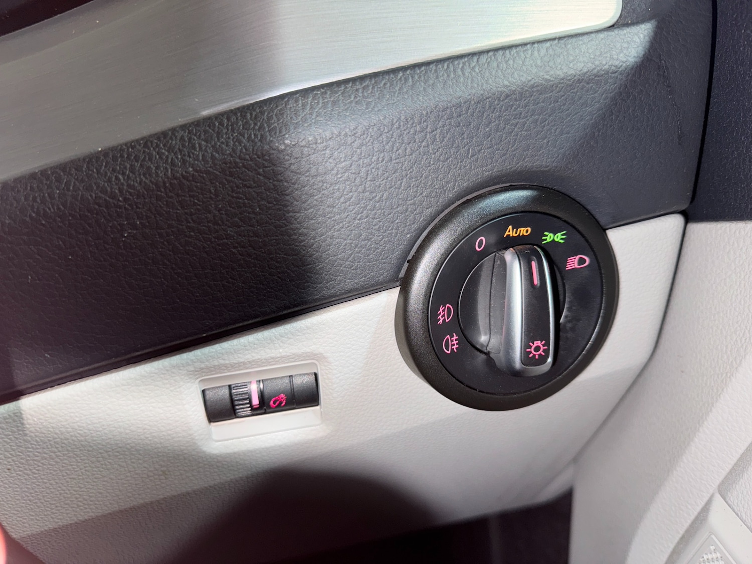 Used Volkswagen Transporter 2018 for sale - 76885258: Photo 32