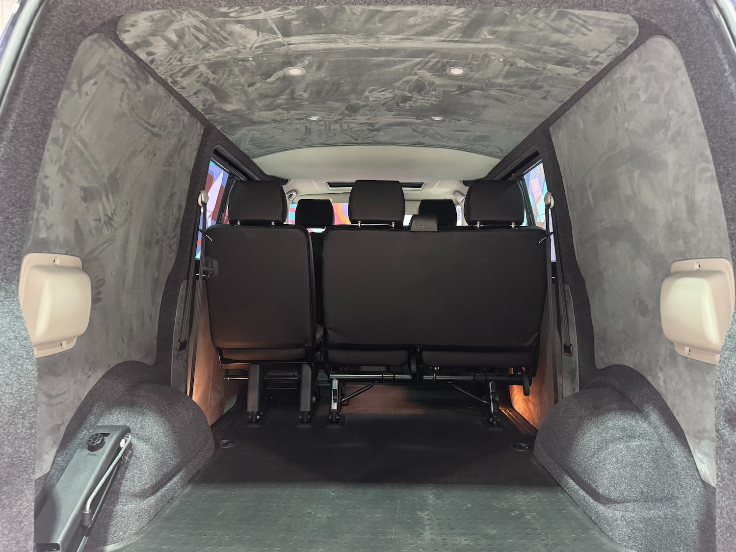 Used Volkswagen Transporter 2017 for sale - 76321998: Photo 60