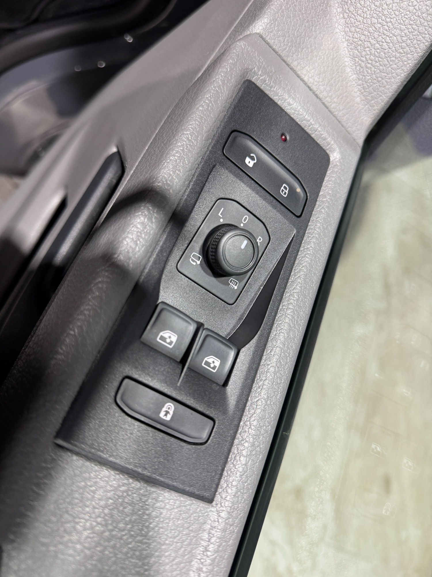 Used Volkswagen Transporter 2023 for sale - 77135720: Photo 33