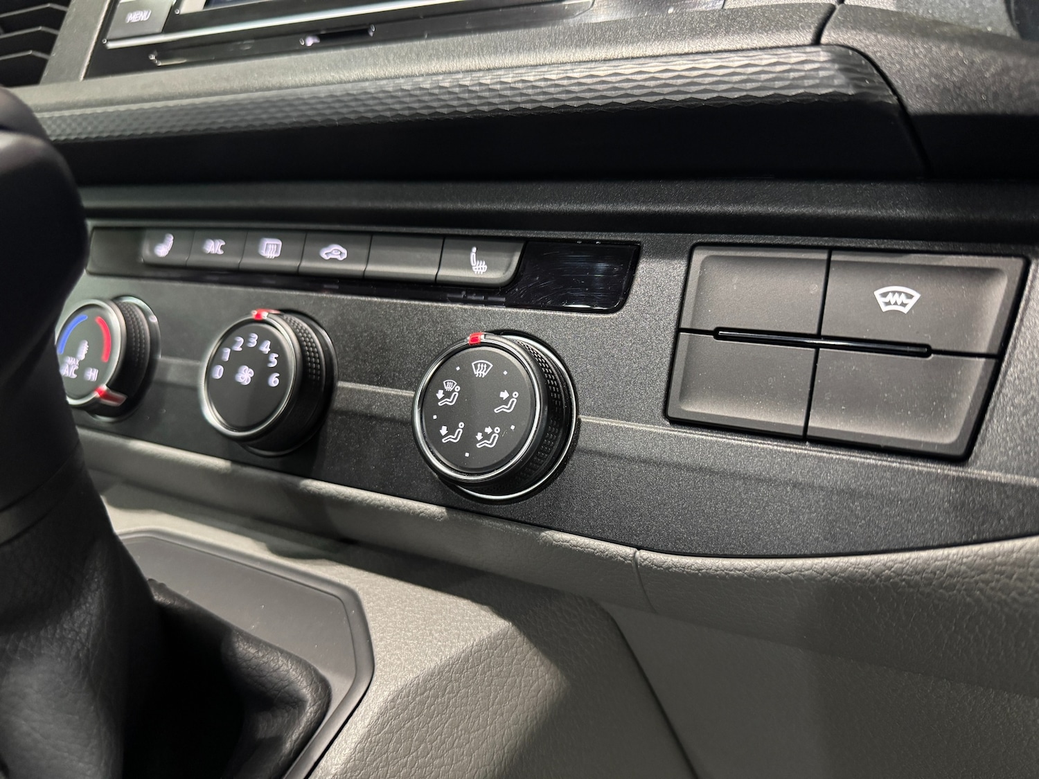 Used Volkswagen Transporter 2023 for sale - 77135720: Photo 35