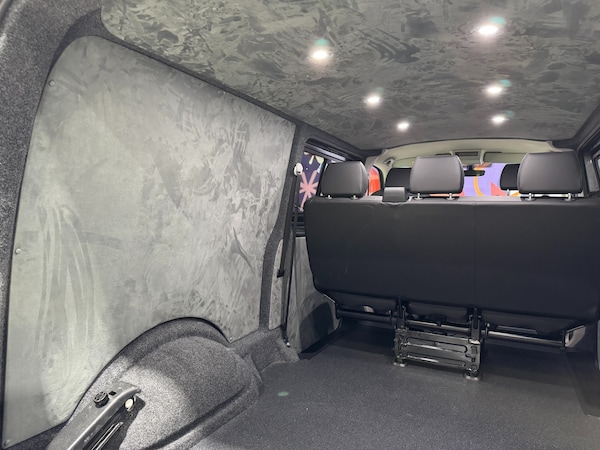 Used Volkswagen Transporter 2017 for sale - 76115243: Photo 24