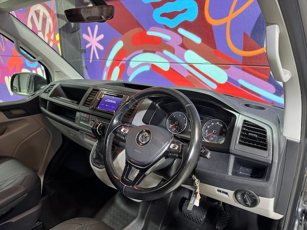 Used Volkswagen Transporter 2017 for sale - 76115243: Photo 51