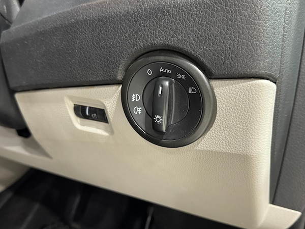 Used Volkswagen Transporter 2017 for sale - 76115243: Photo 56