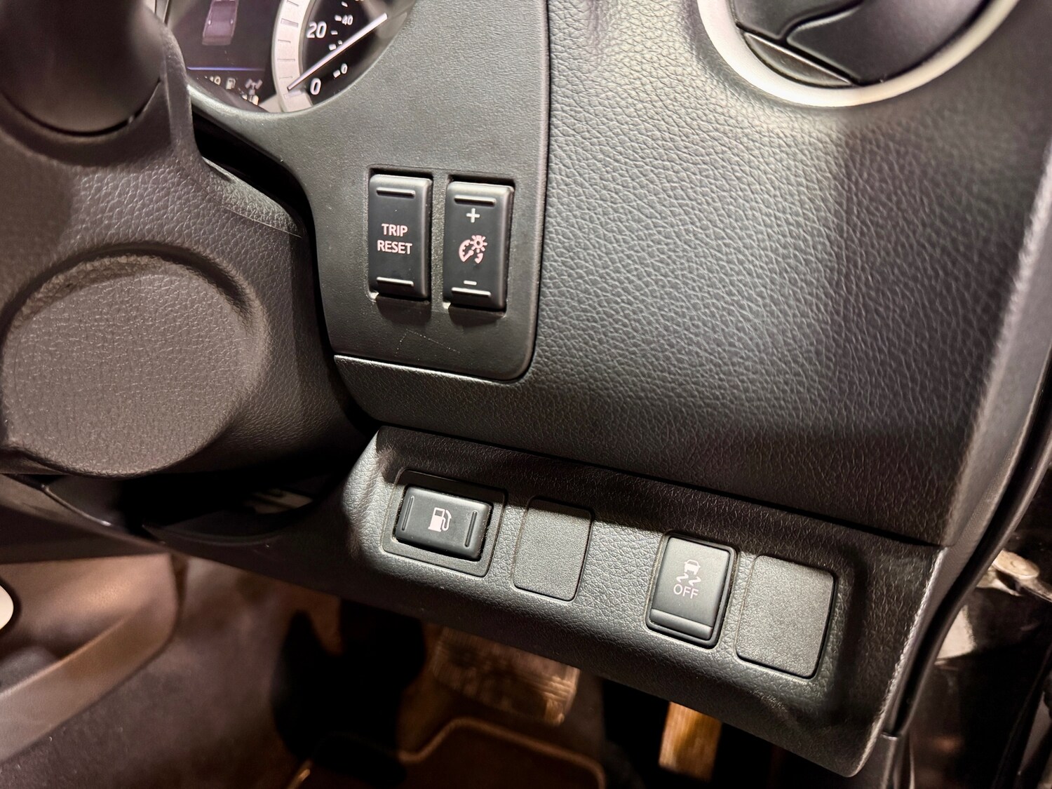 Used Nissan Navara 2020 for sale - 77682161: Photo 28