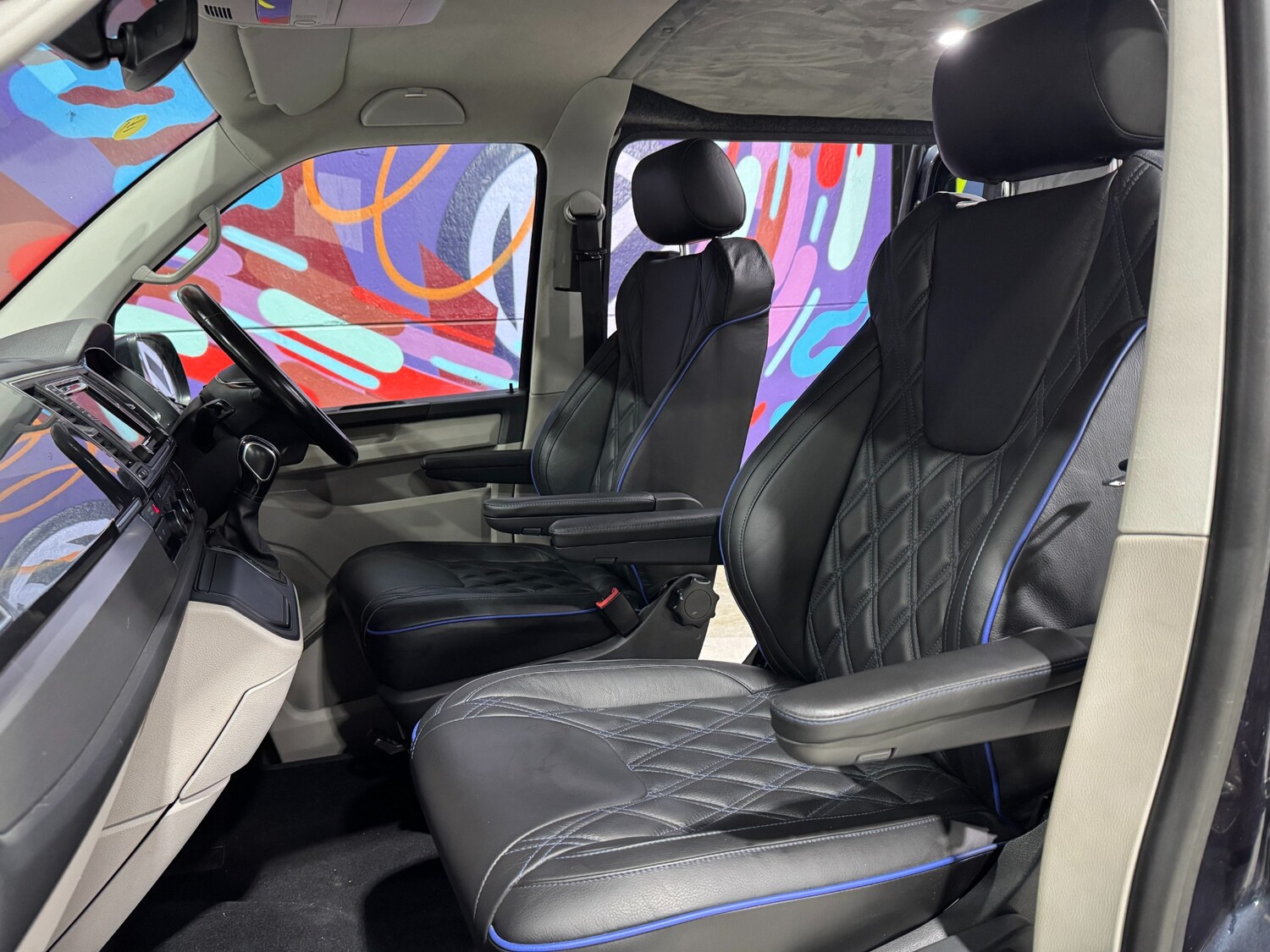 Used Volkswagen Transporter 2018 for sale - 77676858: Photo 5