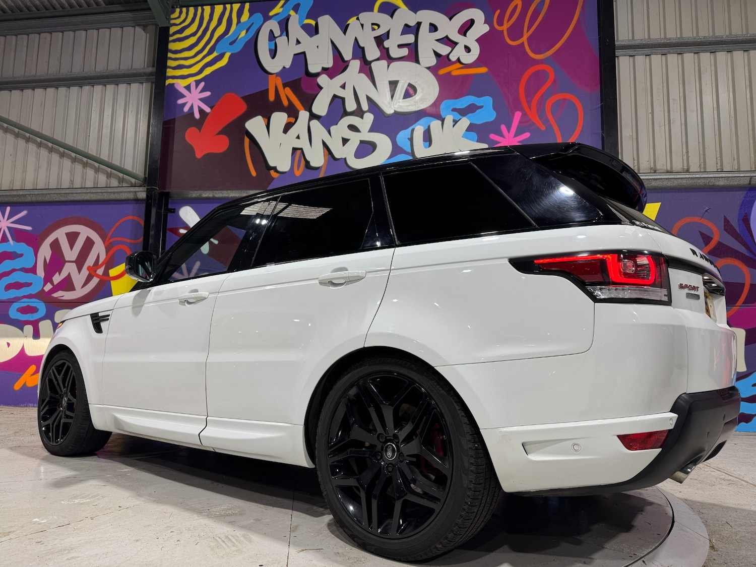 Used Land Rover Range Rover Sport 2017 for sale - 76911301: Photo 11