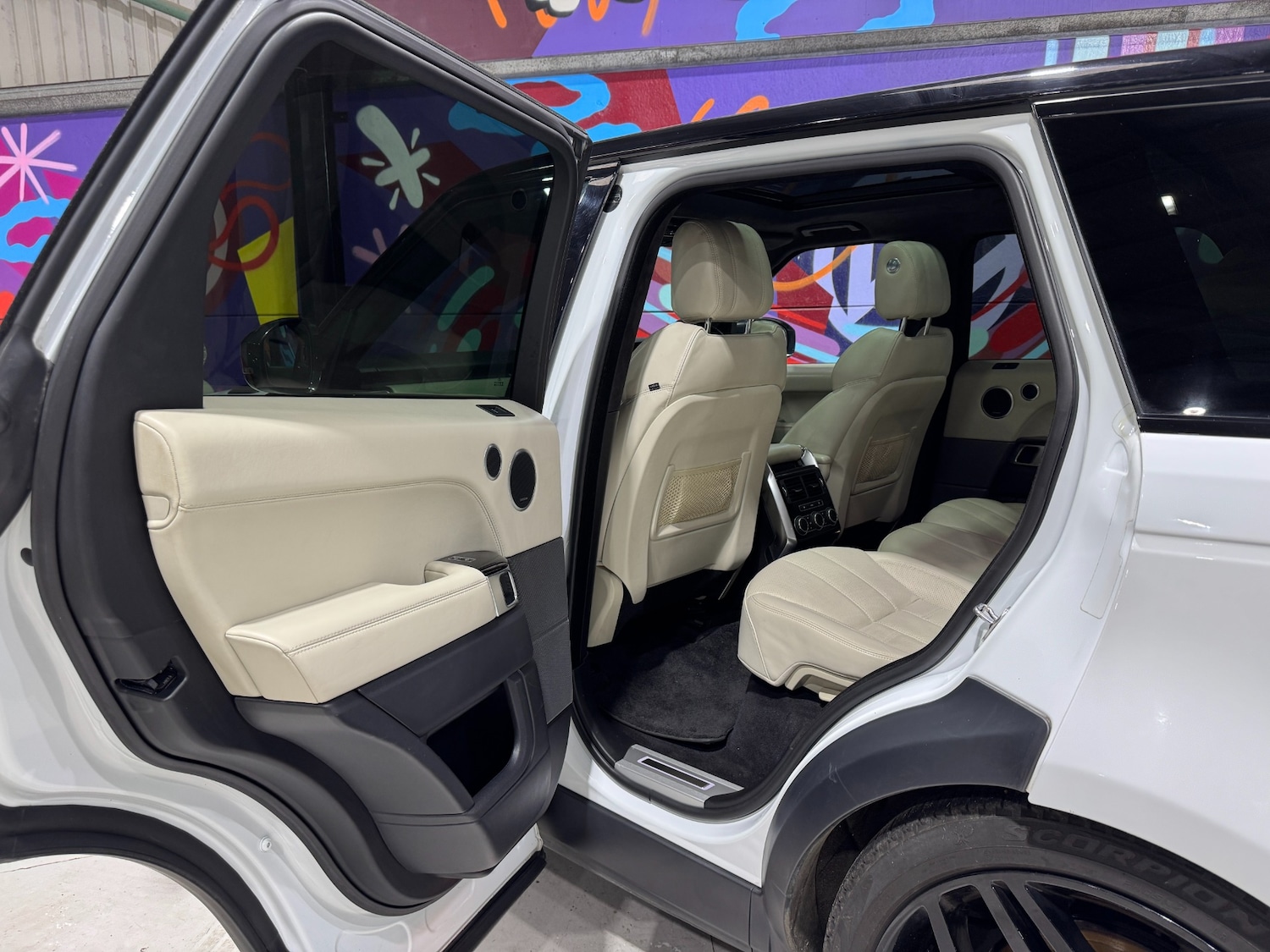 Used Land Rover Range Rover Sport 2017 for sale - 76911301: Photo 42