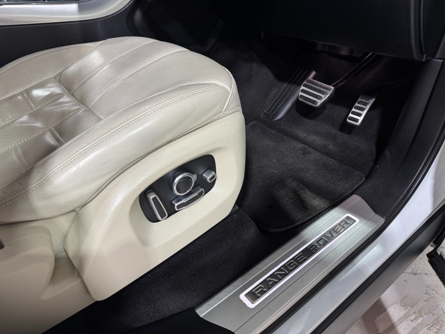 Used Land Rover Range Rover Sport 2017 for sale - 76911301: Photo 60