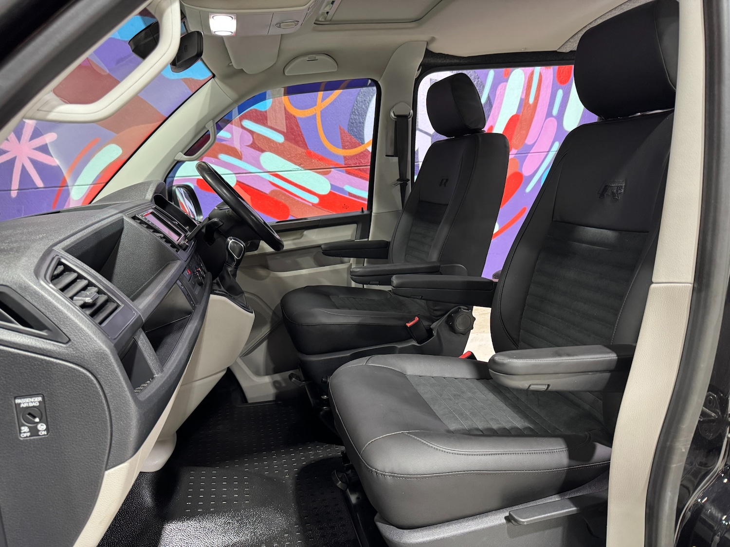 Used Volkswagen Transporter 2017 for sale - 76028854: Photo 24