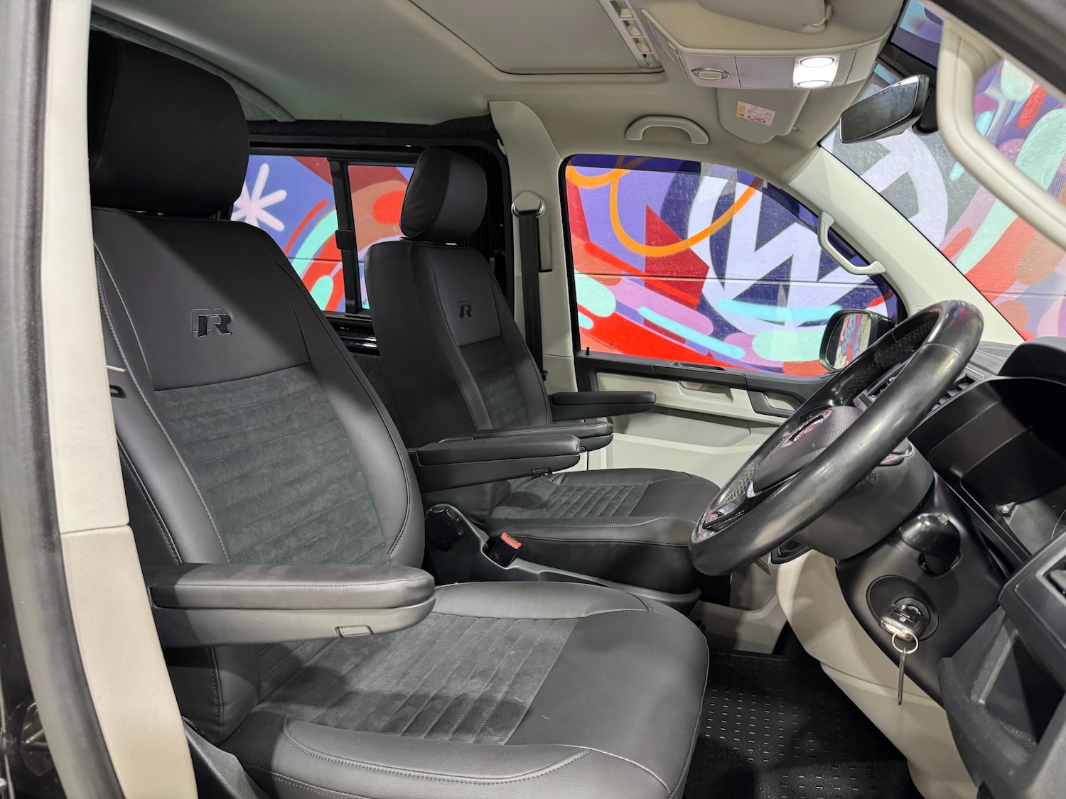 Used Volkswagen Transporter 2017 for sale - 76028854: Photo 39