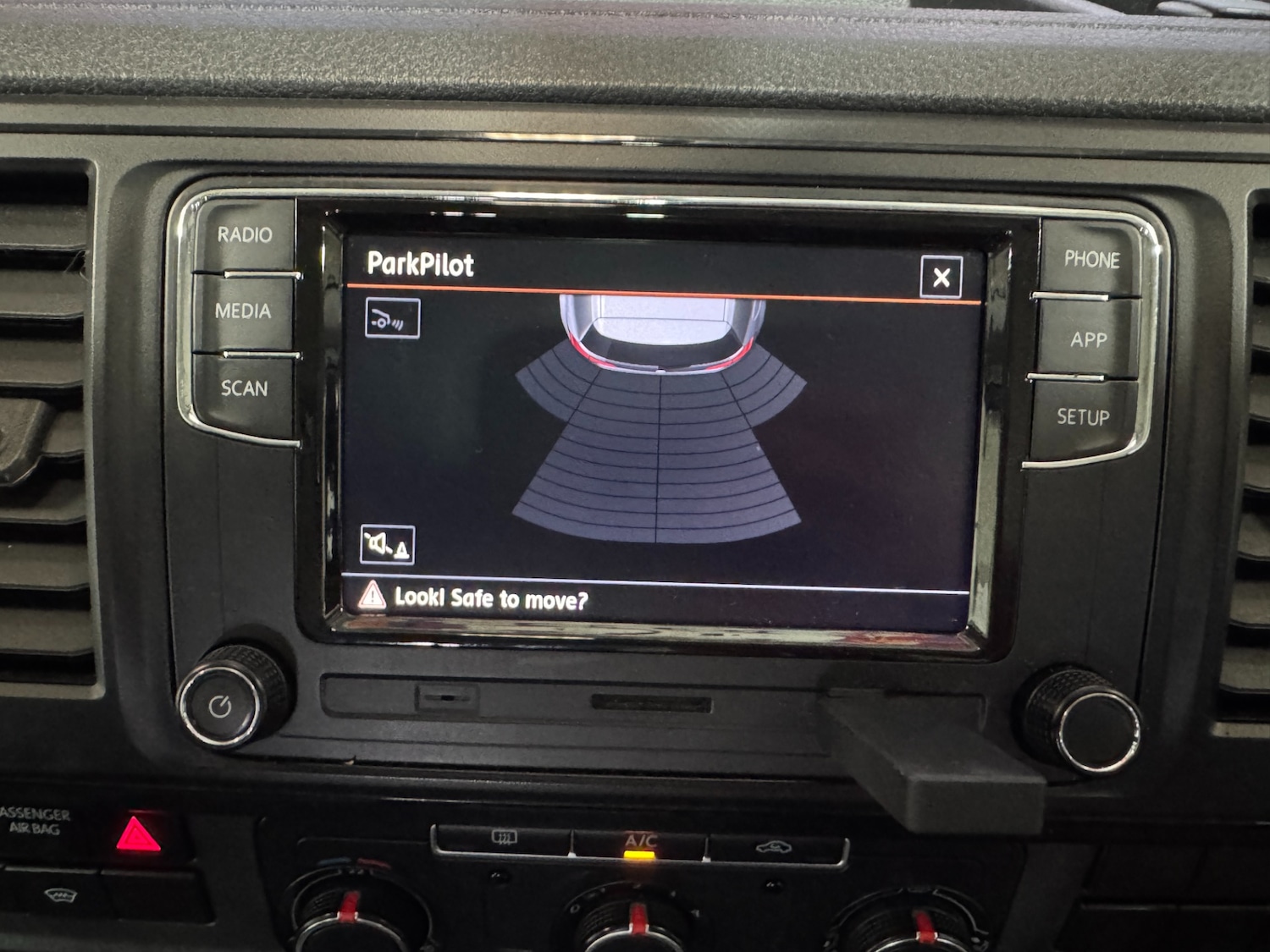 Used Volkswagen Transporter 2017 for sale - 76028854: Photo 48