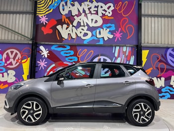 Used Renault Captur 2018 for sale - 76163841: Photo