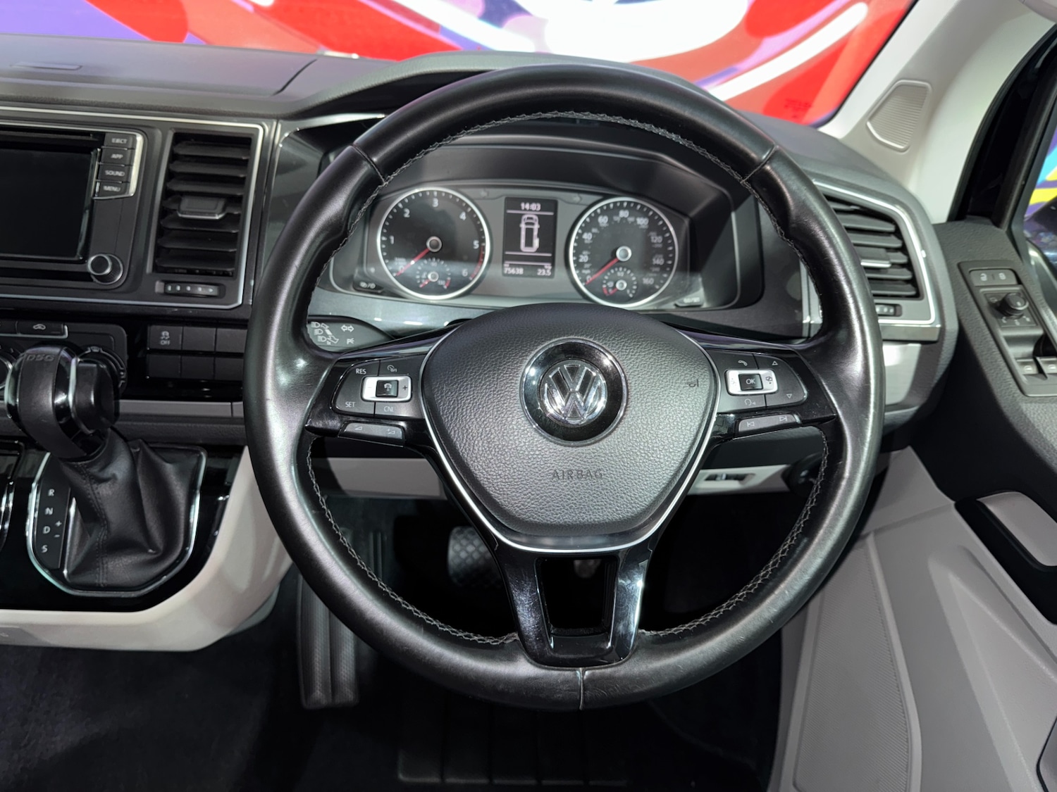 Used Volkswagen Transporter 2018 for sale - 76334997: Photo 54