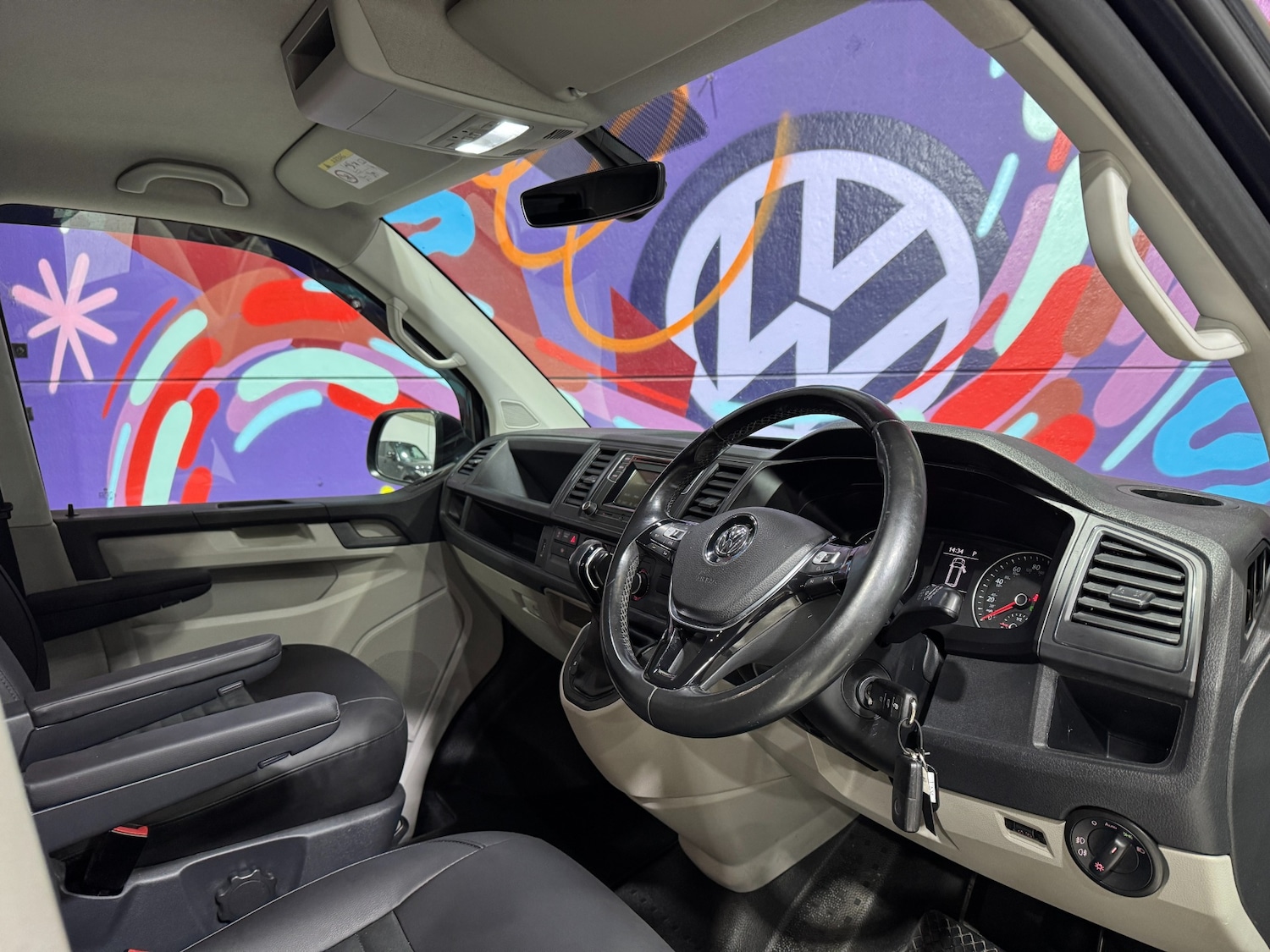 Used Volkswagen Transporter 2017 for sale - 77245662: Photo 24