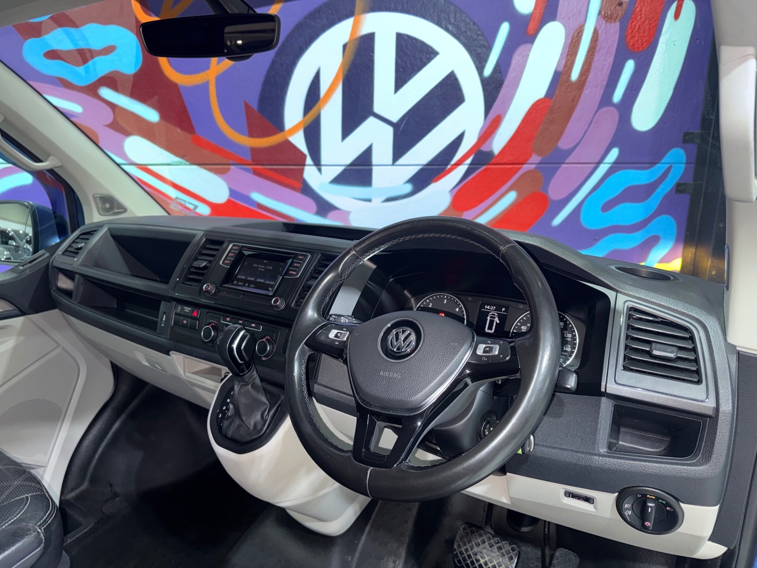 Used Volkswagen Transporter 2015 for sale - 78026231: Photo 16