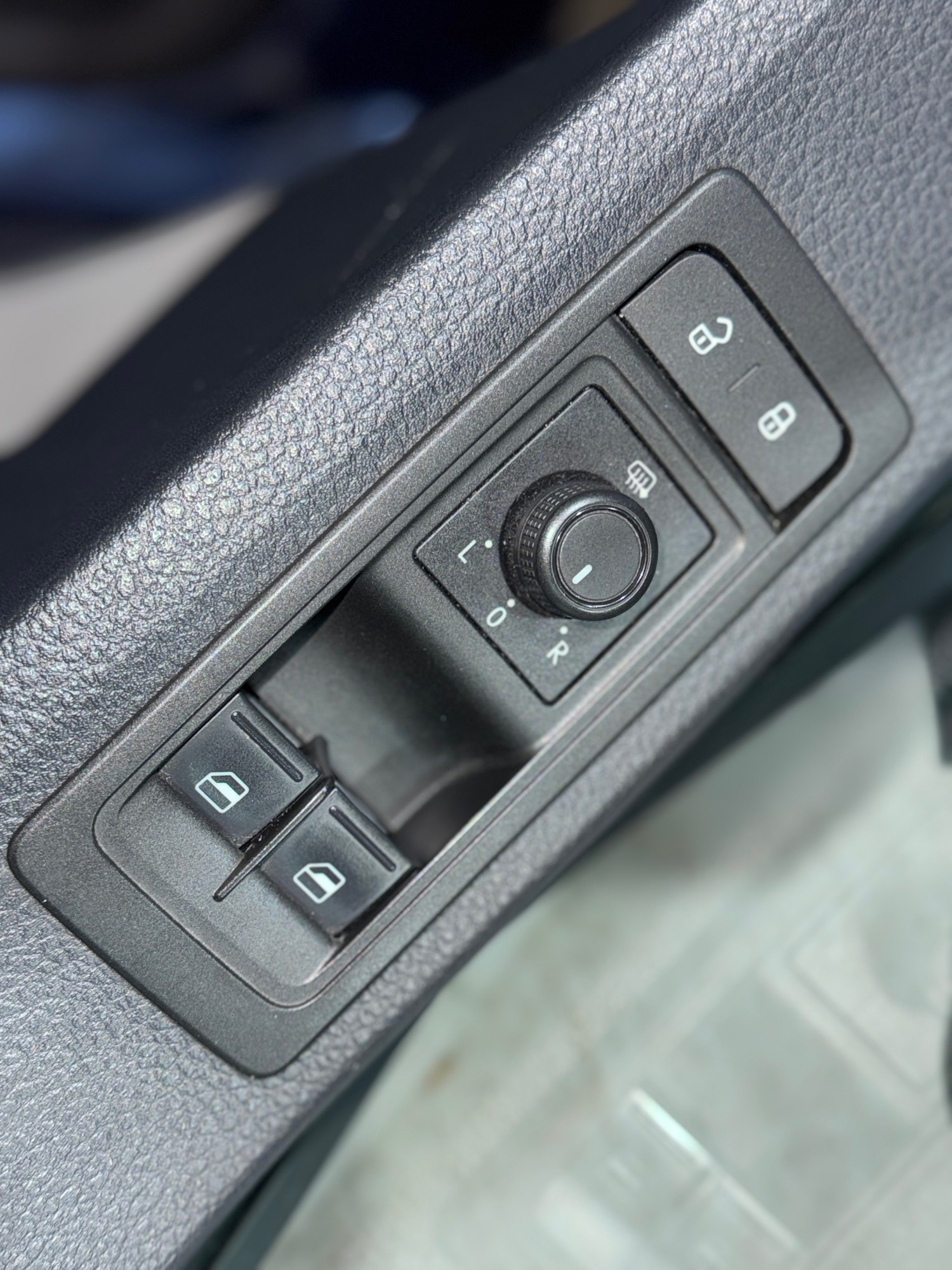 Used Volkswagen Transporter 2015 for sale - 78026231: Photo 17