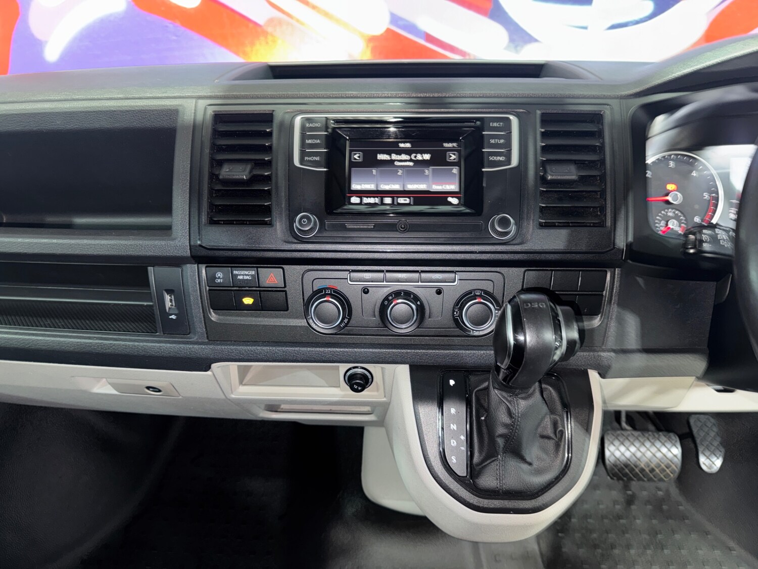 Used Volkswagen Transporter 2015 for sale - 78026231: Photo 40