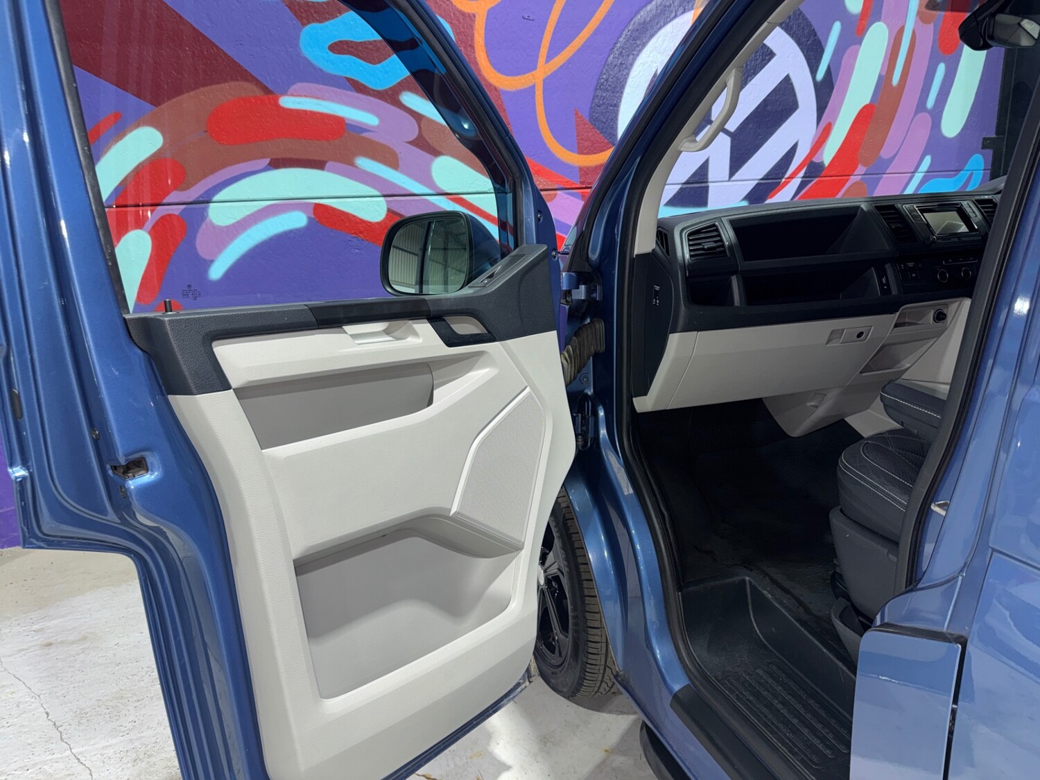 Used Volkswagen Transporter 2015 for sale - 78026231: Photo 44